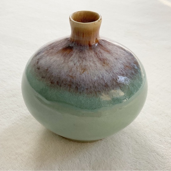 Vintage Thai Studio Pottery Vase | Celadon Glaze | Seafoam Green | 5” - Picture 2 of 11